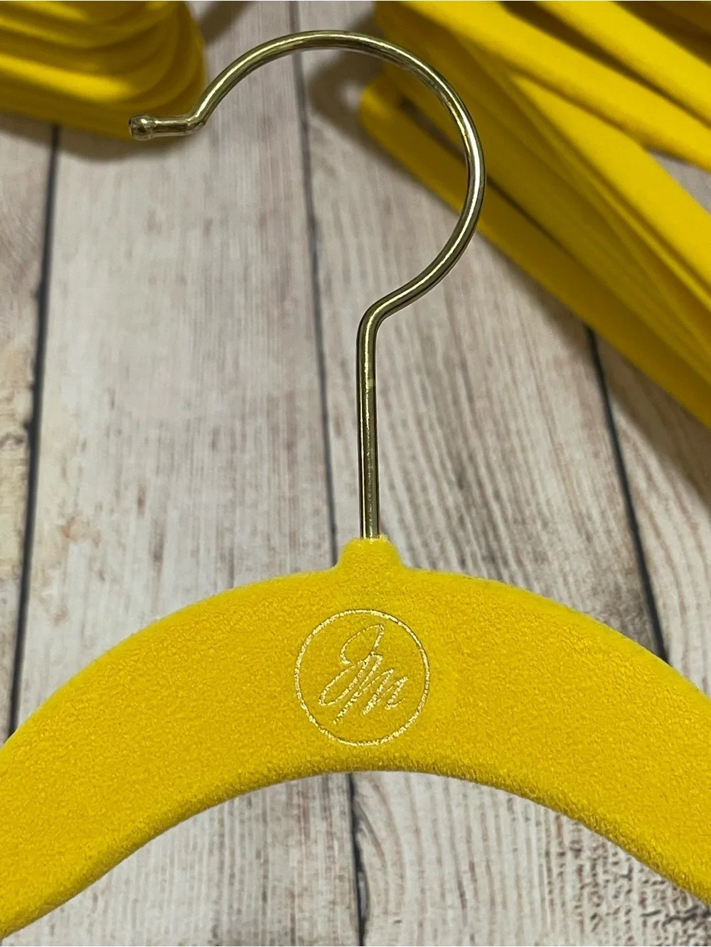 67 Yellow 12” Velvet Clothes Hangers Joy Mangano Kids Children Clothing Closet